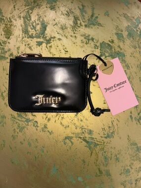 NWT Juicy Couture Black Patent Mini Wristlet